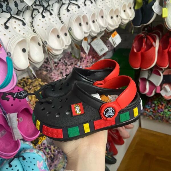 Crocs pallets,crocs liquidation,crocs sale,crocs liquidation pallet,crocs pallet uk