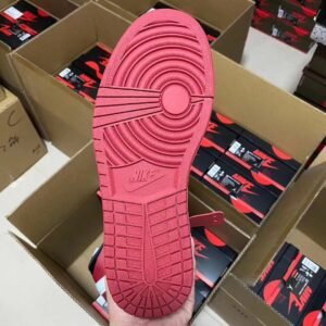 Authentic Nike sneakers pallets - Image 6