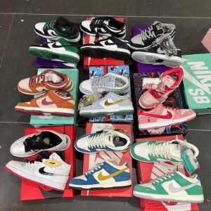 Authentic Nike sneakers pallets - Image 12