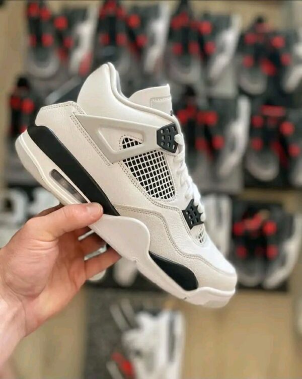 Authentic Jordan,Authentic Jordan Pallets