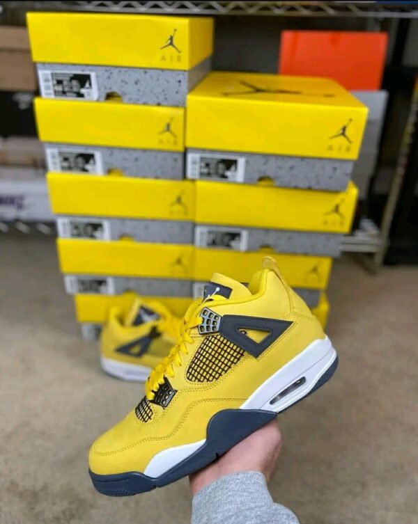 Authentic Jordan,Authentic Jordan Pallets