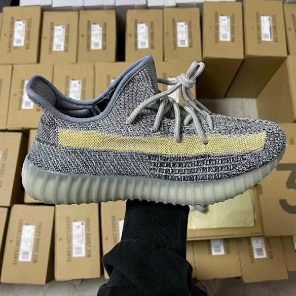 YEEZY SHOES PALLET