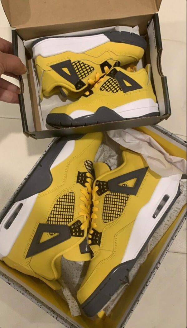 Authentic Jordan,Authentic Jordan Pallets