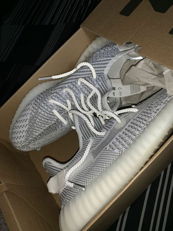 YEEZY SHOES PALLET