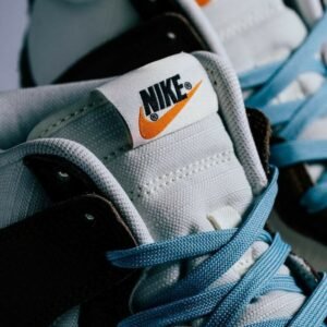 Authentic Nike sneakers pallets - Image 9