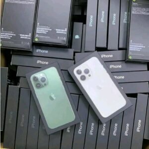 Buy iPhone Liquidation Pallets - Image 4