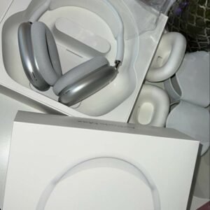 Apple AirPods Max pallets - Image 17