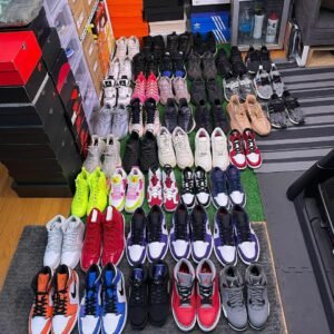 Authentic Nike sneakers pallets - Image 11