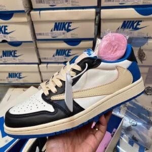 Authentic Nike sneakers pallets - Image 30